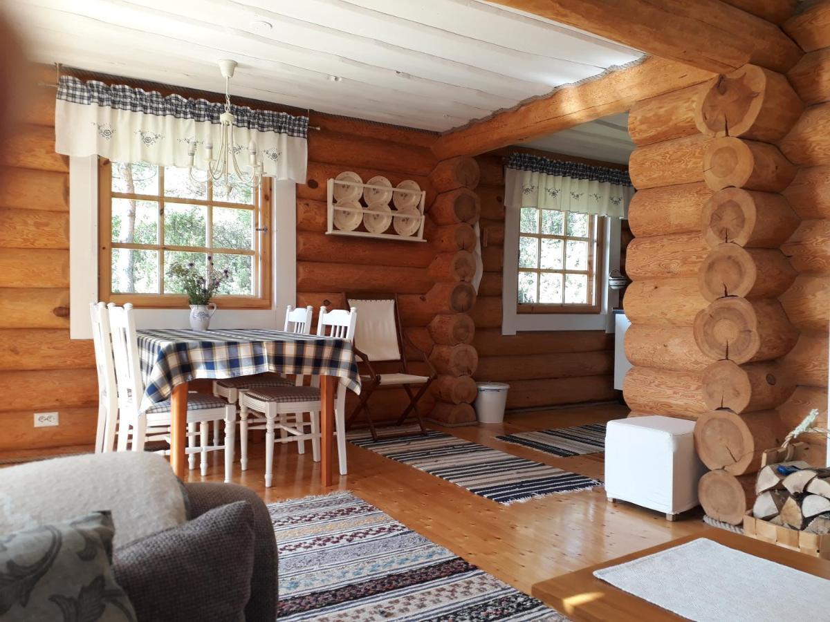 Koiguste Paehkli Seaside Cottage With Cozy Outdoor Patio מראה חיצוני תמונה